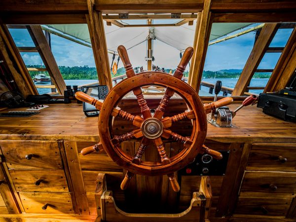 Custom Built Phinisi | Akomo Isseki