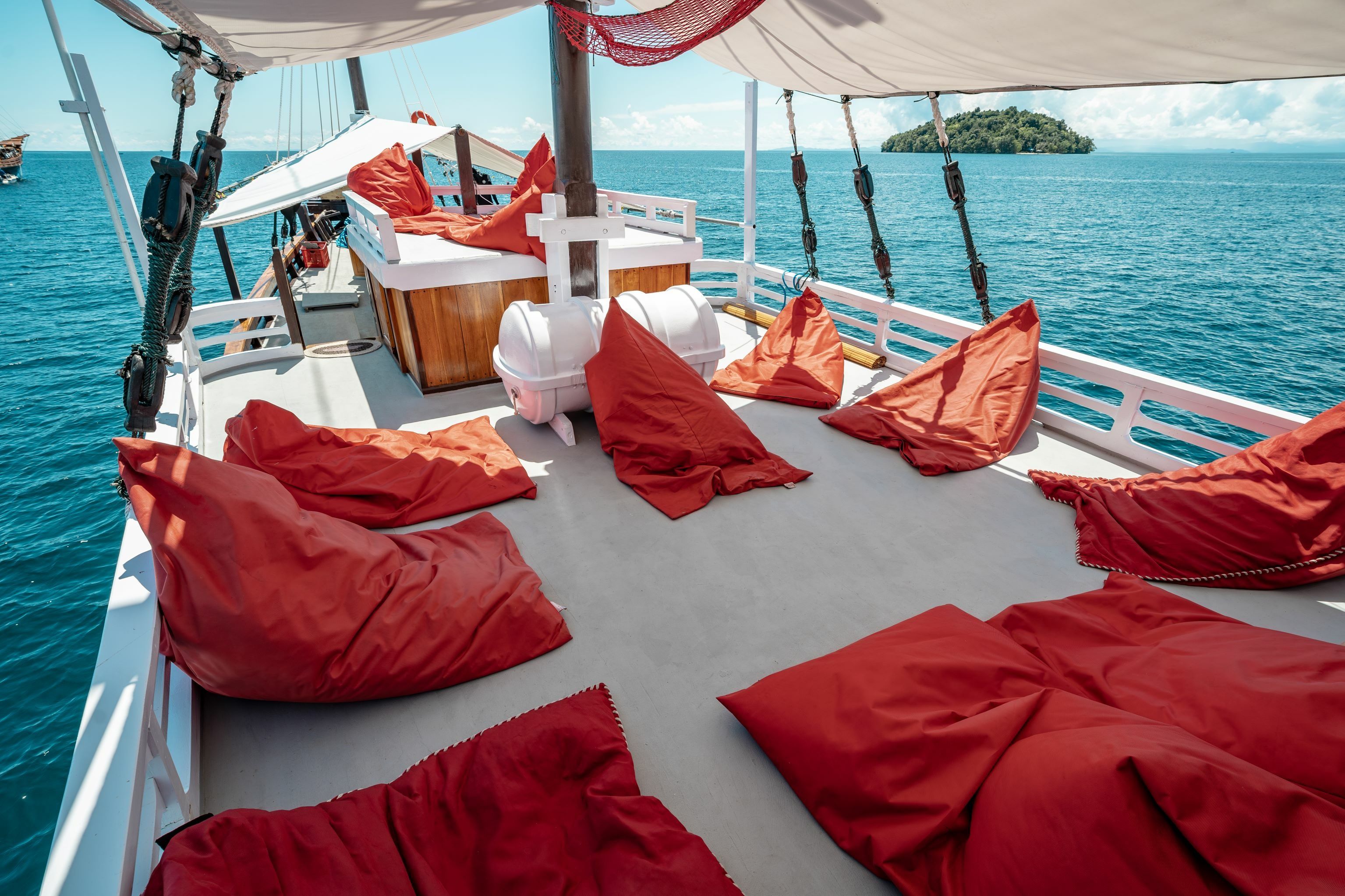 Custom Built Phinisi | Kira Kira