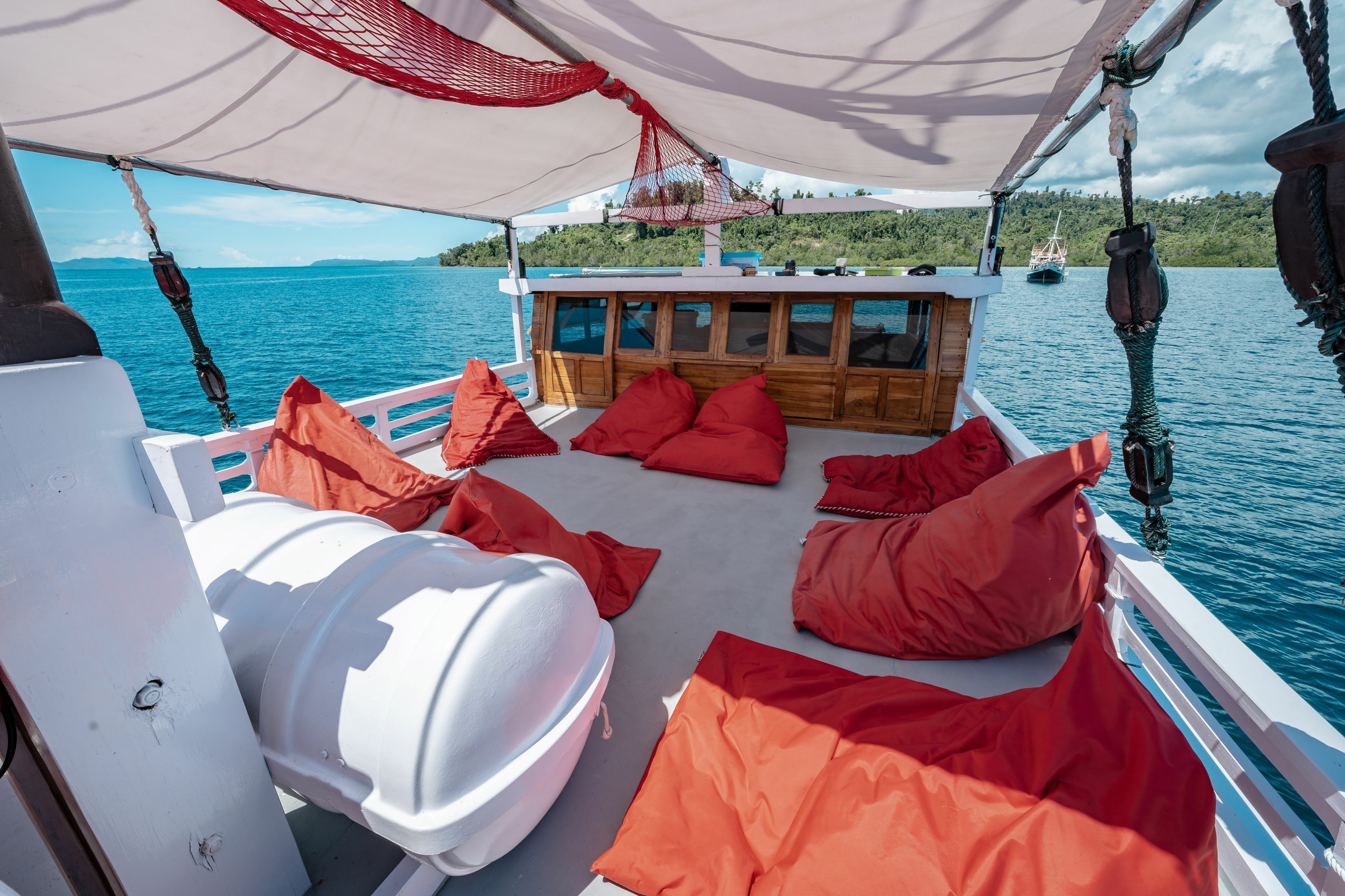 Custom Built Phinisi | Kira Kira