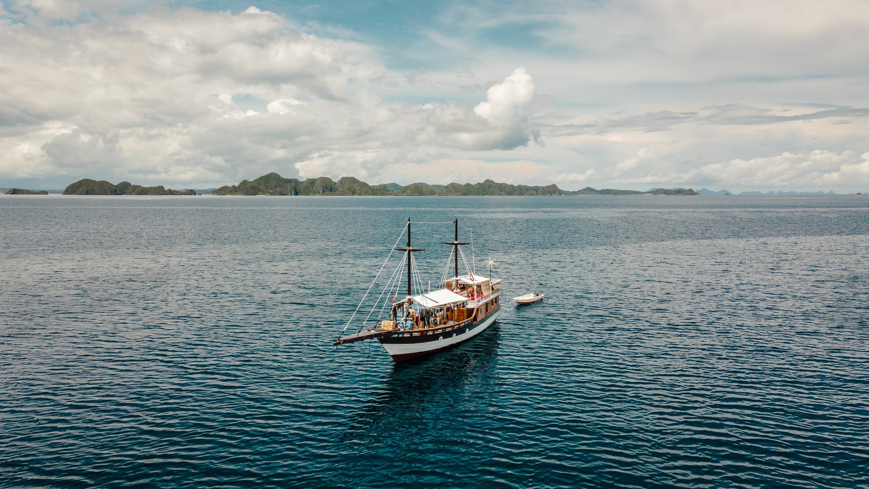 Custom Built Phinisi | Kira Kira