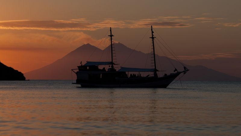 Custom Built Phinisi | Kira Kira