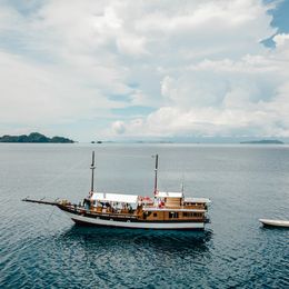 Custom Built Phinisi | Kira Kira