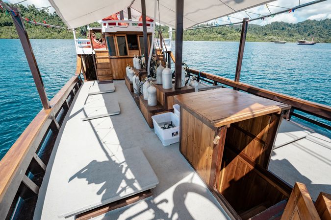 Custom Built Phinisi | Kira Kira