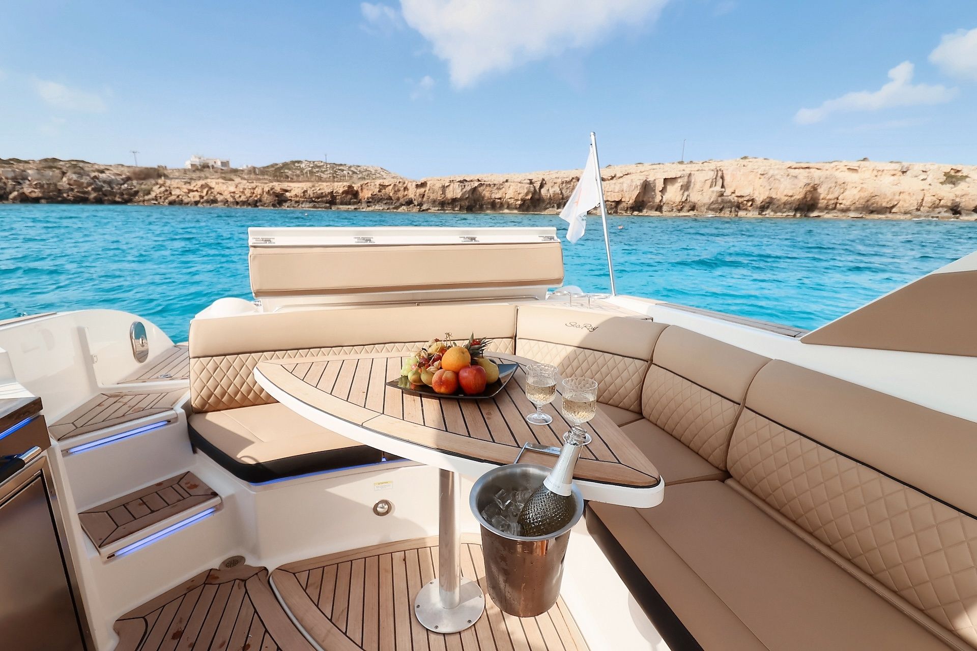 Sea Ray 350 Sundancer | No Limit