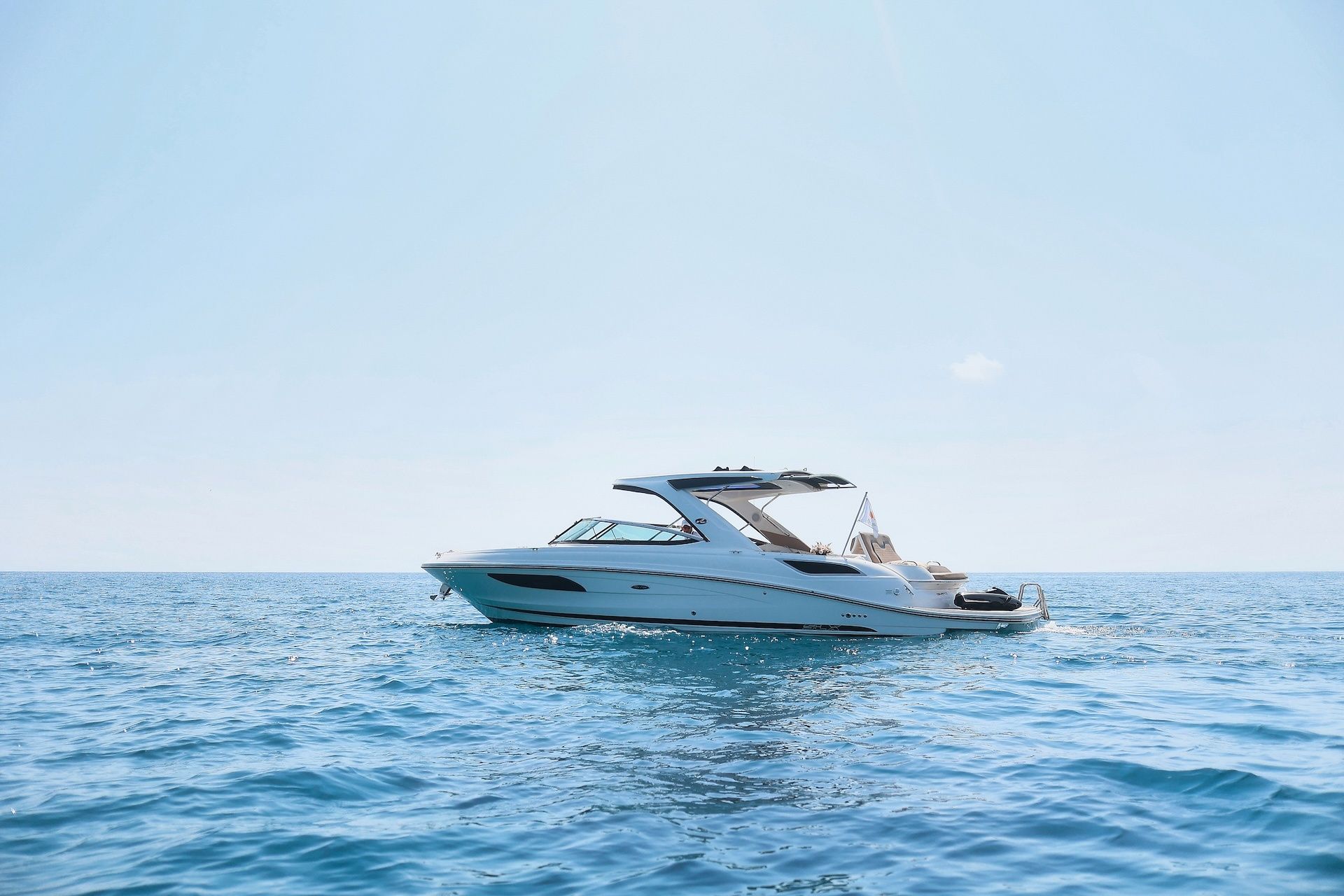 Sea Ray 350 Sundancer | No Limit