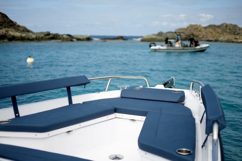 Axopar 29 Suntop | Sunwind