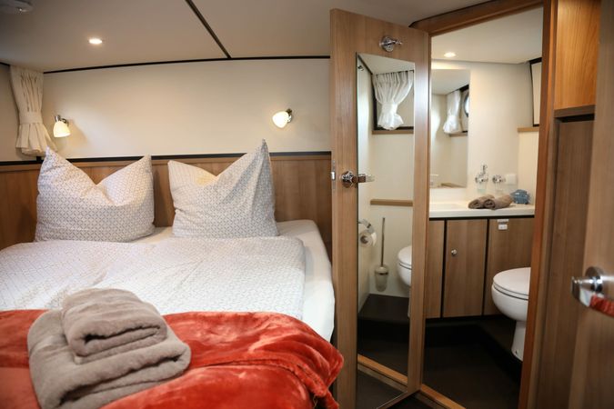 Linssen SL 35 AC | Lola
