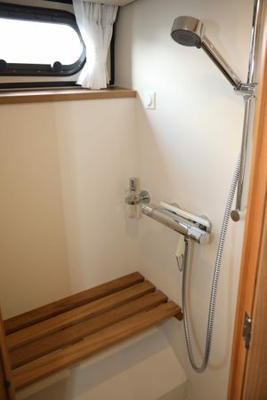 Linssen SL 35 AC | Lola