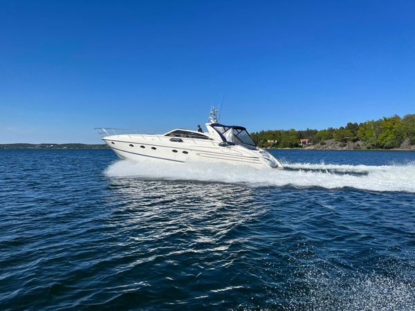 Princess V52 | Wait and Sea