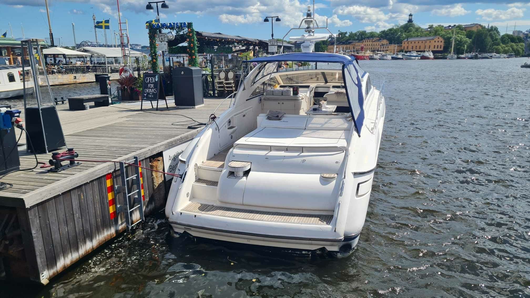 Princess V52 | Wait and Sea