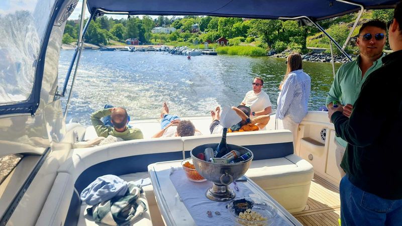 Princess V52 | Wait and Sea