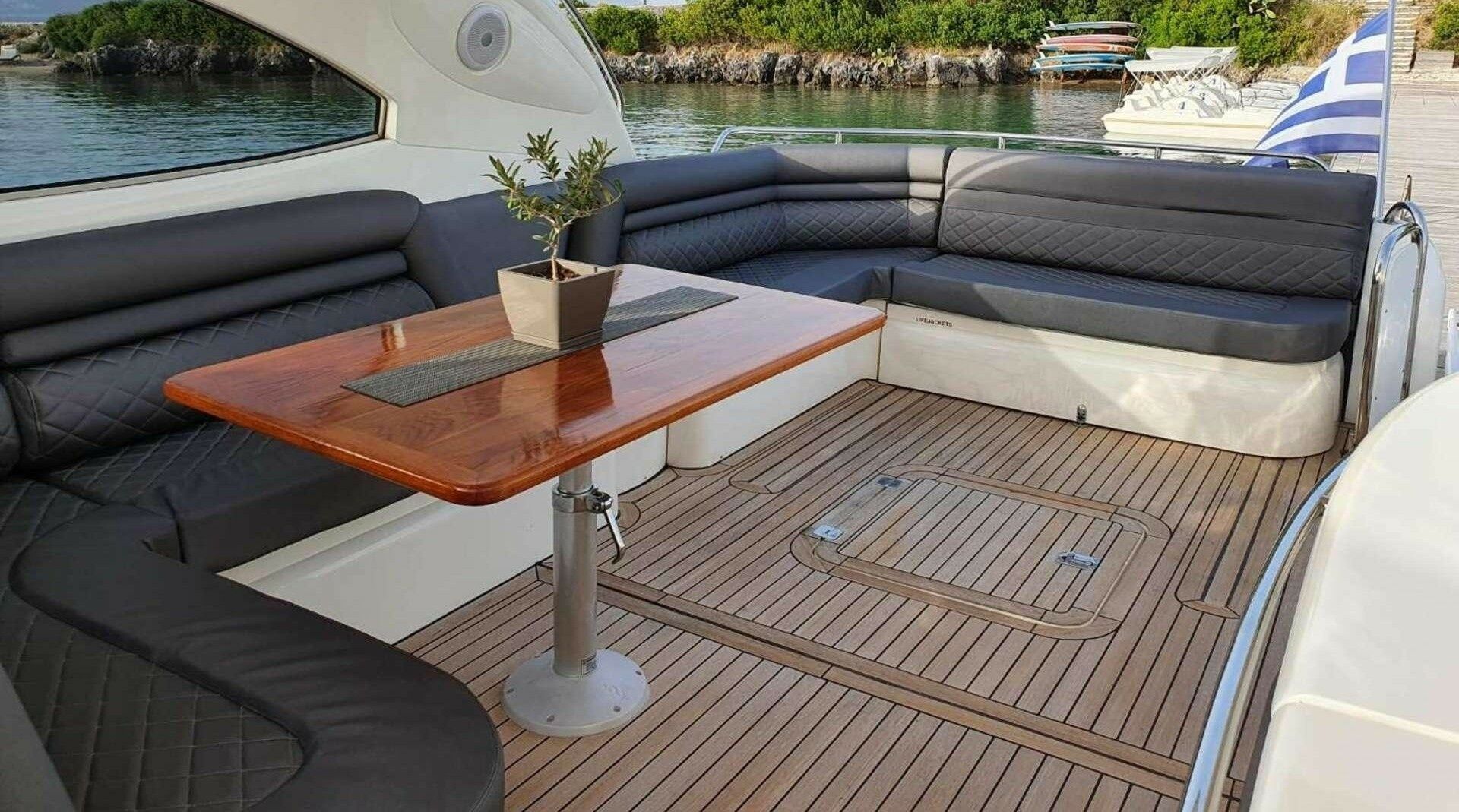 Sunseeker Predator 56 | Divina