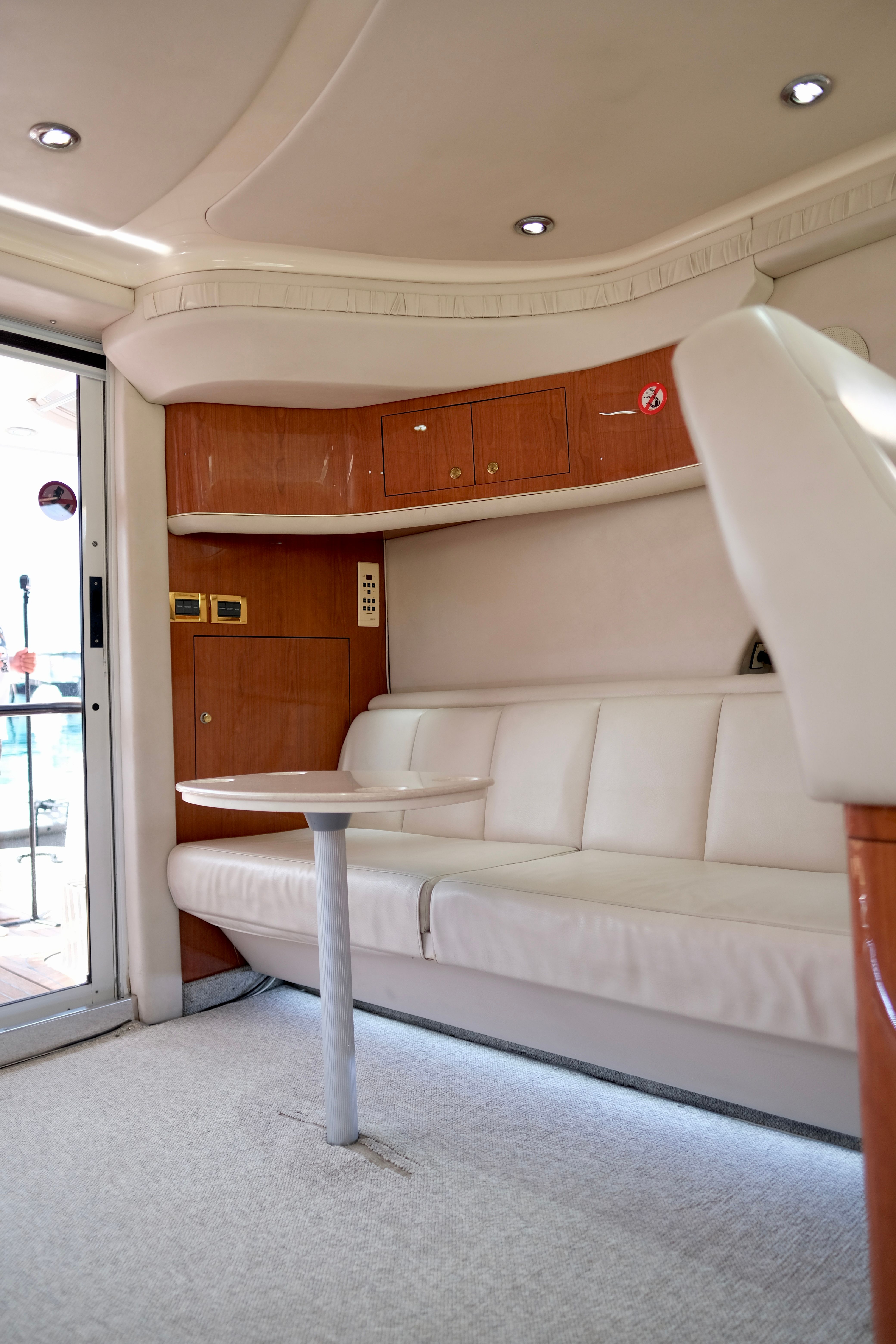 Sea Ray Sedane Bridge 400 | Fantastic VIP