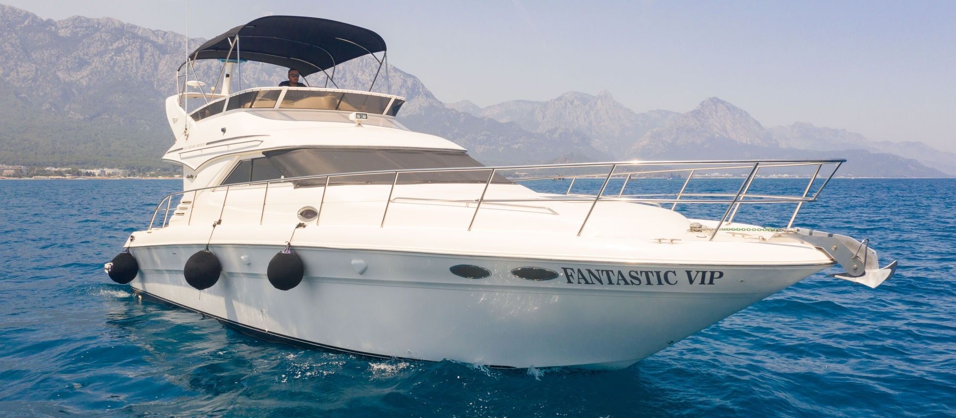 Sea Ray Sedane Bridge 400 | Fantastic VIP