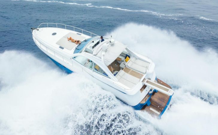Sea Ray Sedane Bridge 400 | Fantastic VIP