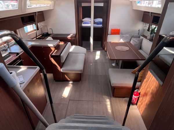 Beneteau Oceanis 51.1 | OceanChill