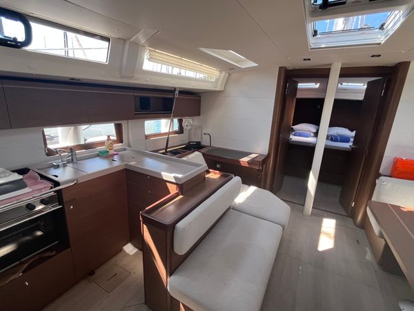 Beneteau Oceanis 51.1 | OceanChill