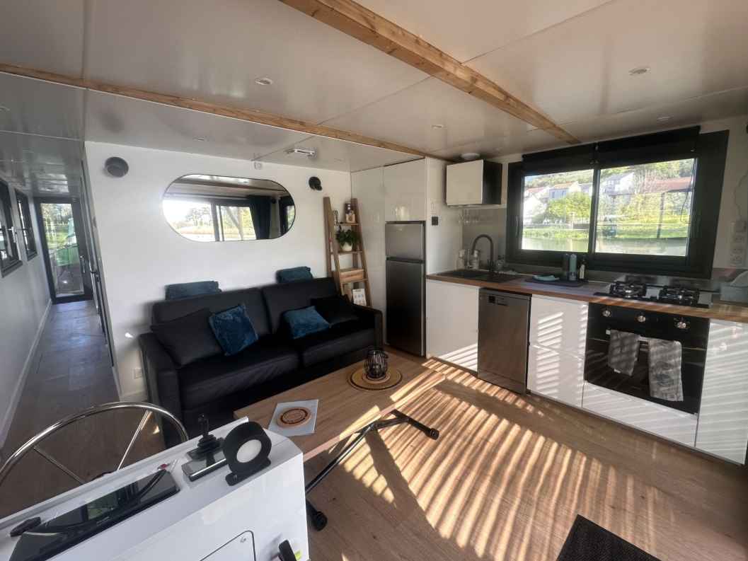 Custom Built 49 | Ay Champagne