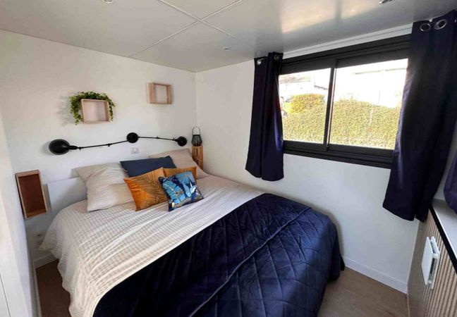 Custom Built 49 | Ay Champagne