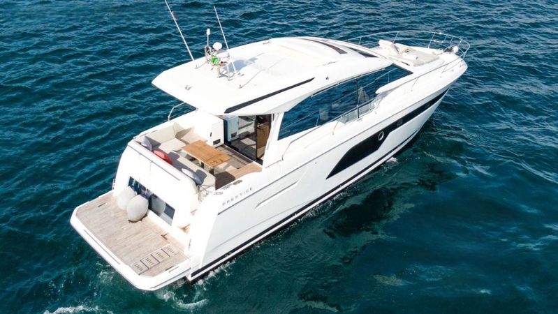 Prestige 520 S | Fabiana