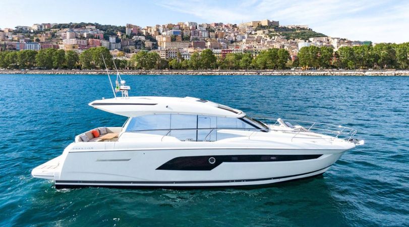 Prestige 520 S | Fabiana