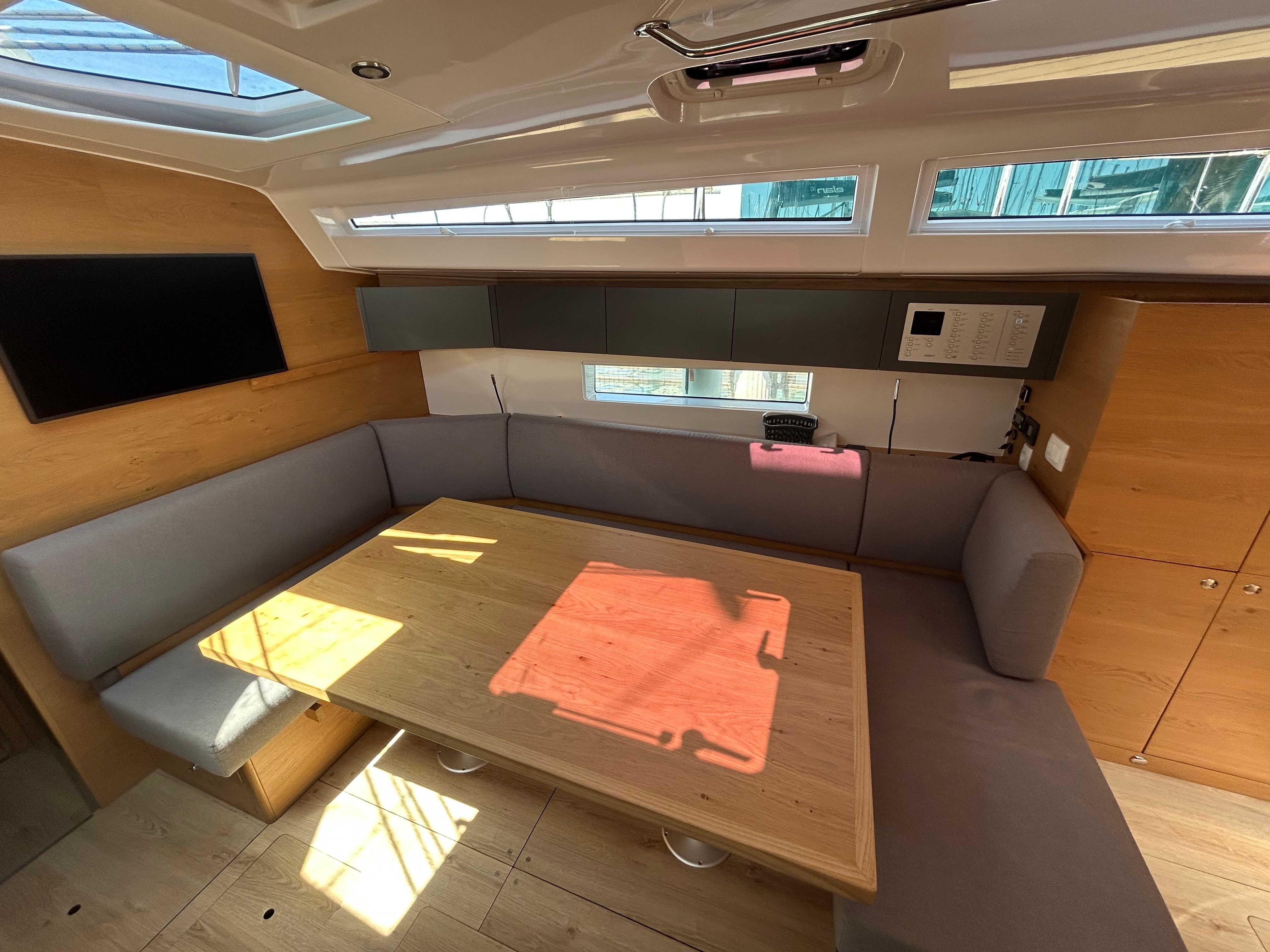 Elan Impression 43 | SeaBee