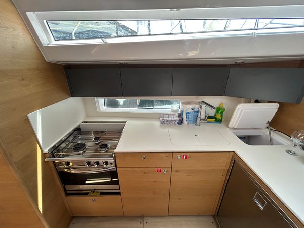 Elan Impression 43 | SeaBee