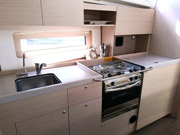 Beneteau Oceanis 37.1 | Kairos