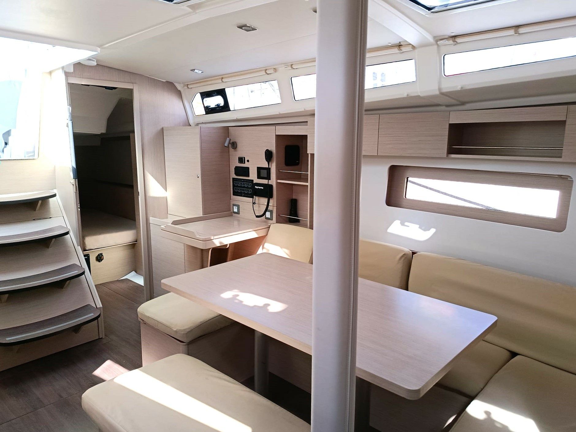 Beneteau Oceanis 37.1 | Kairos