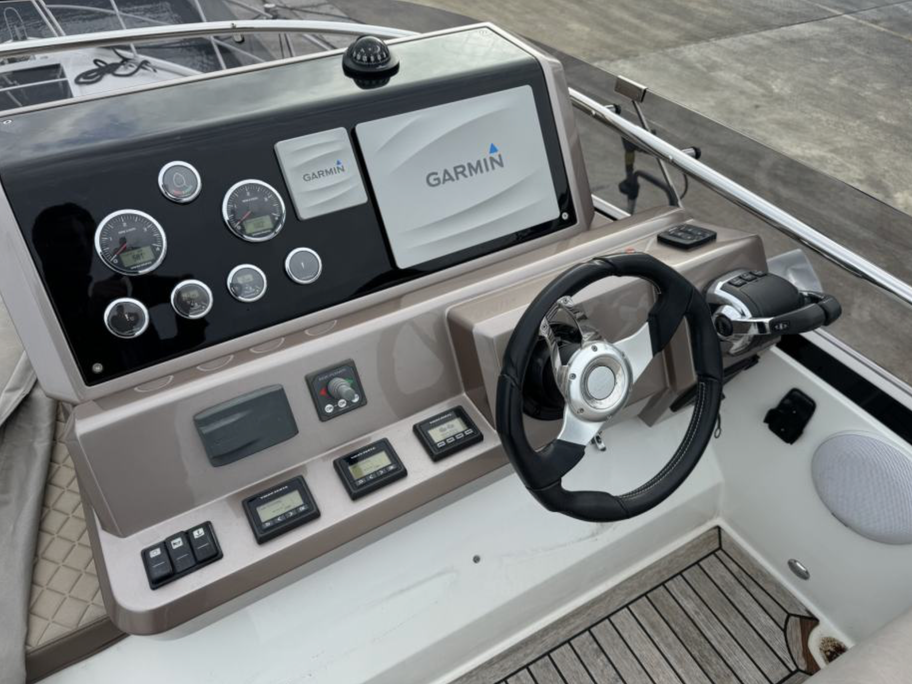 Galeon 420 Fly | Minesa