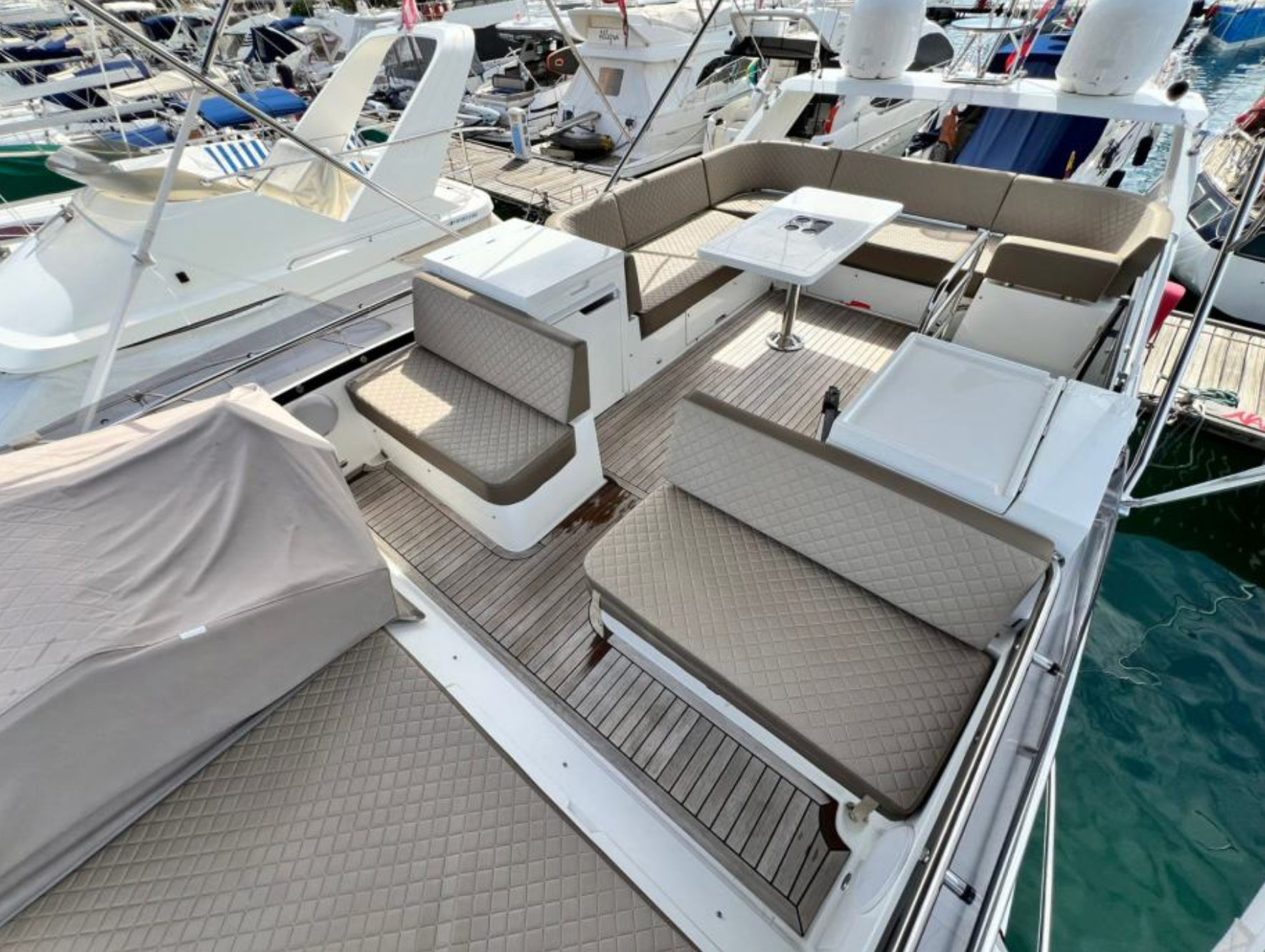 Galeon 420 Fly | Minesa