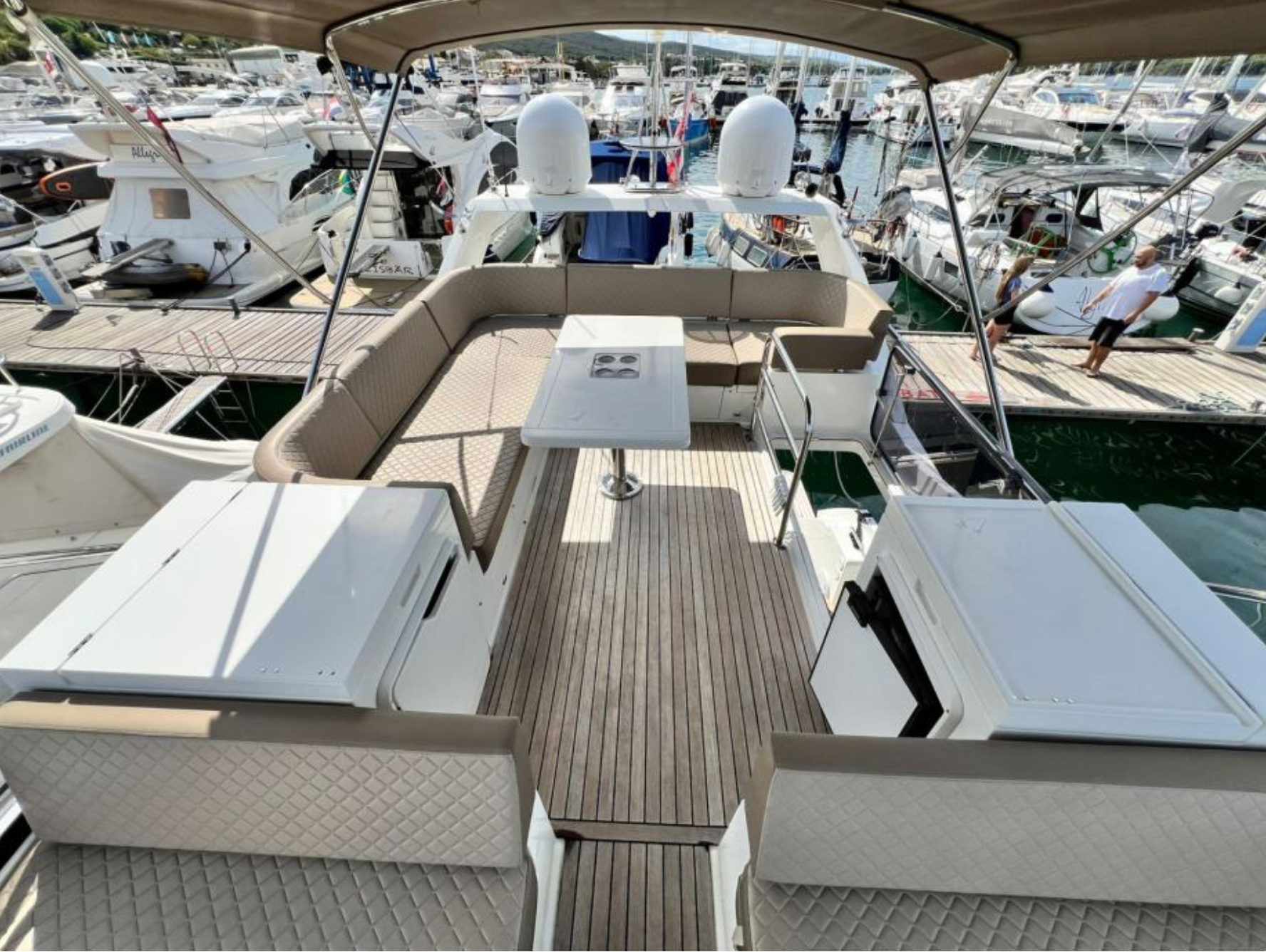 Galeon 420 Fly | Minesa