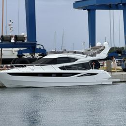 Galeon 420 Fly | Minesa