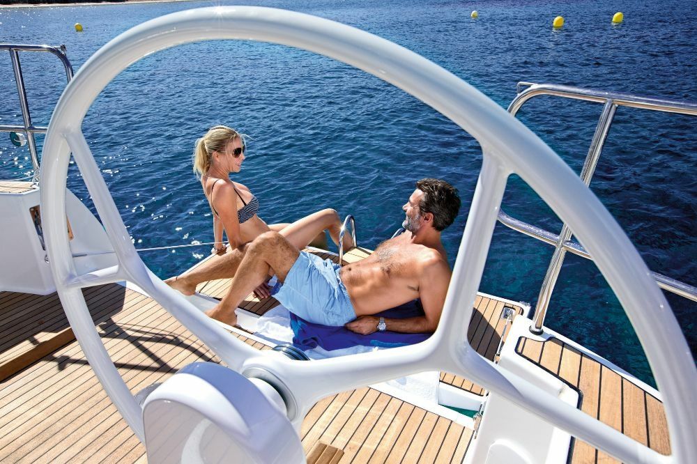 Bavaria Cruiser 37 | Ocean Life 1
