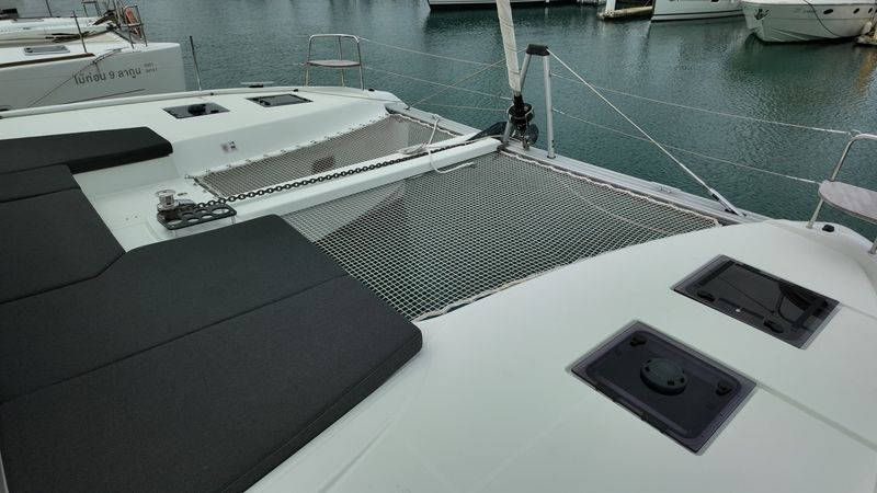Lagoon 43 | Cloud Dancer 2
