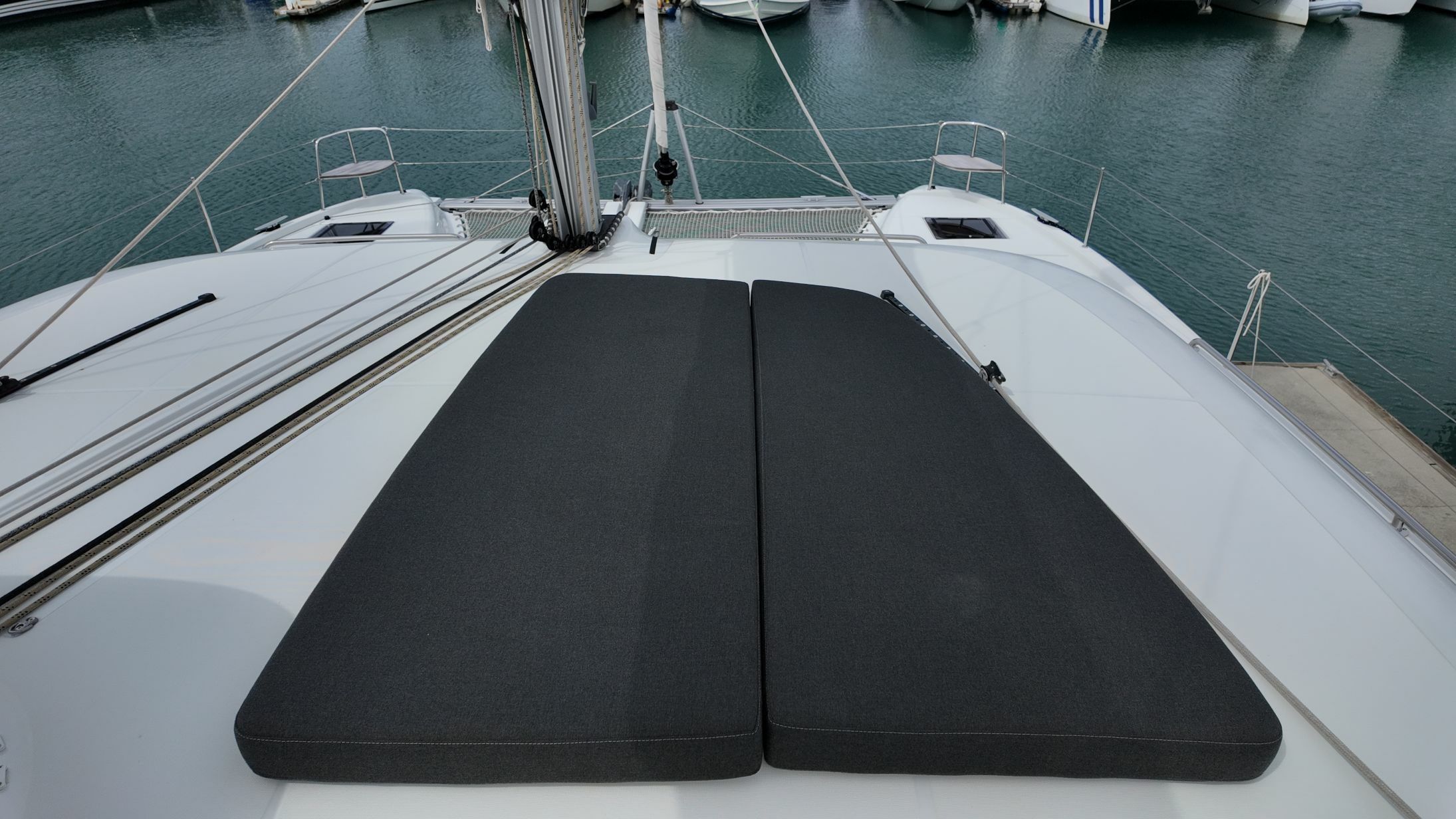 Lagoon 43 | Cloud Dancer 2