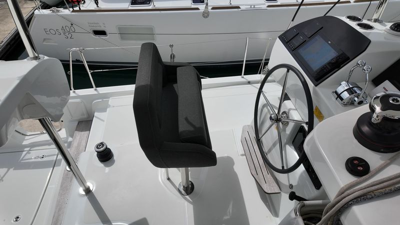 Lagoon 43 | Cloud Dancer 2