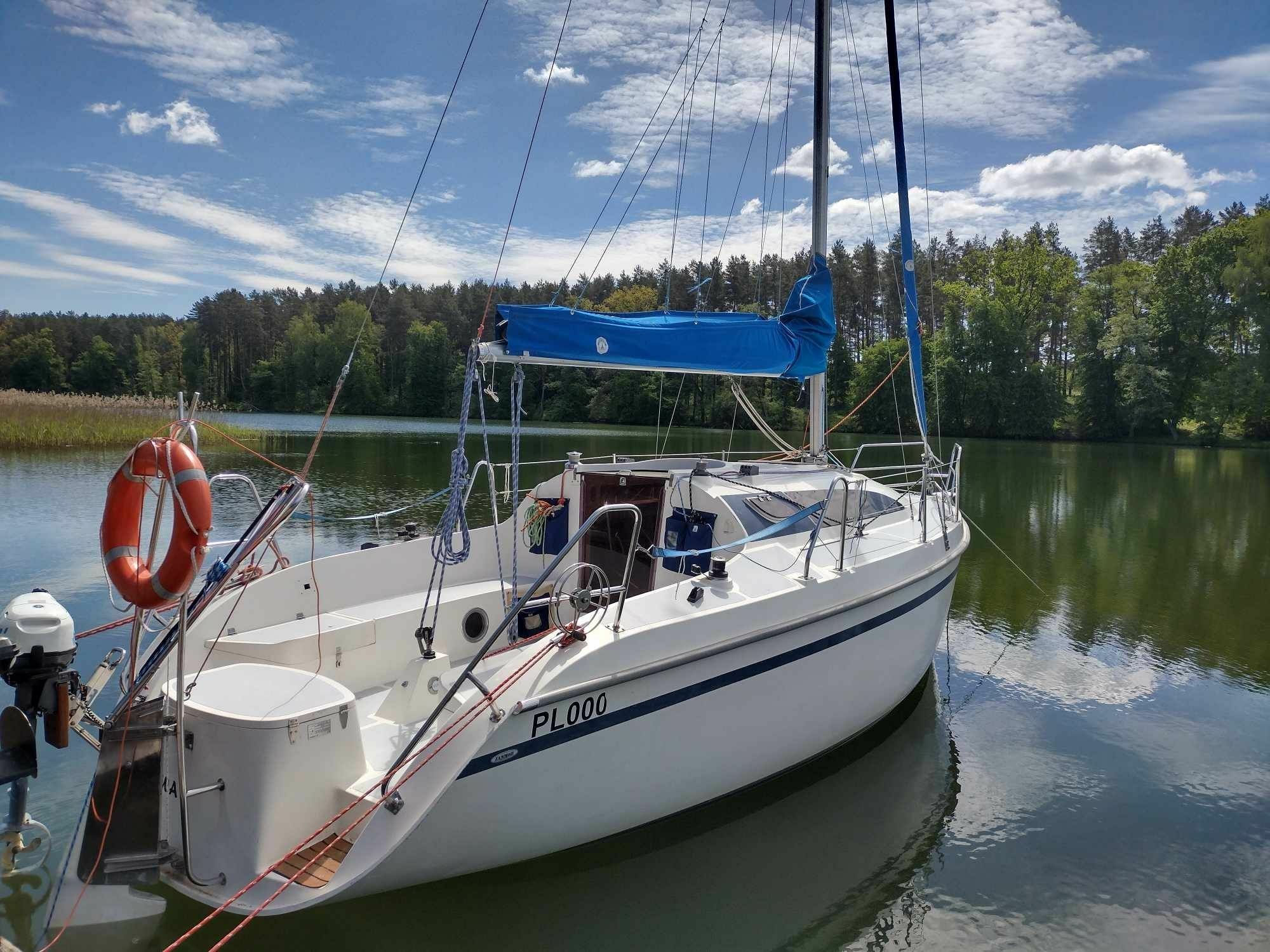 Janmor 28 | Dom Perignon