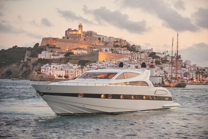 Alfamarine 78 | Nina