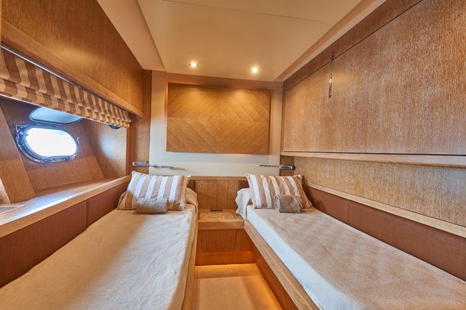 Alfamarine 78 | Nina
