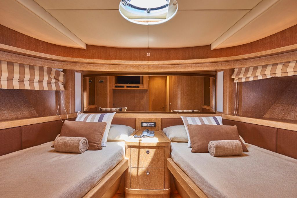 Alfamarine 78 | Nina