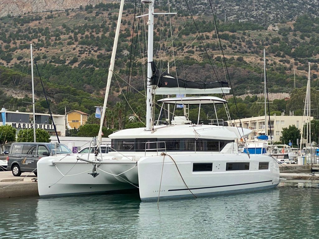 Lagoon 51 | Moondance