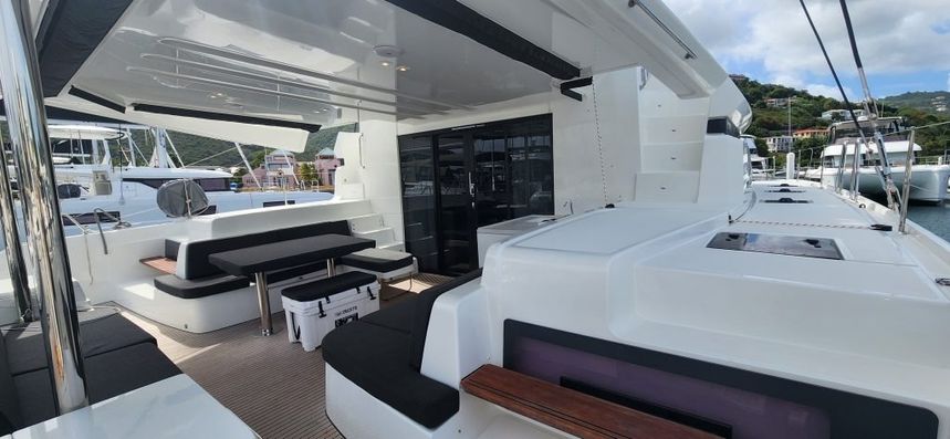 Lagoon 51 | Moondance