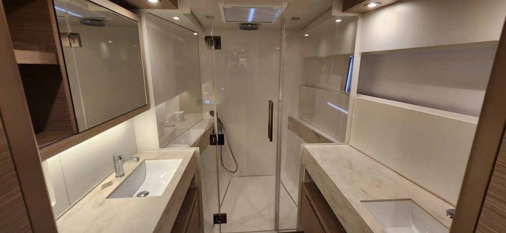 Lagoon 51 | Moondance