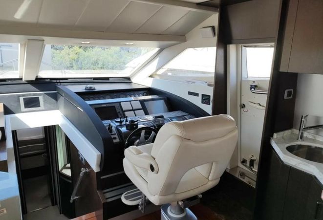 Dominator 62S | Carmen