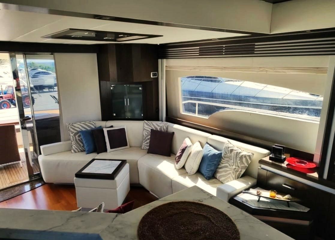 Dominator 62S | Carmen