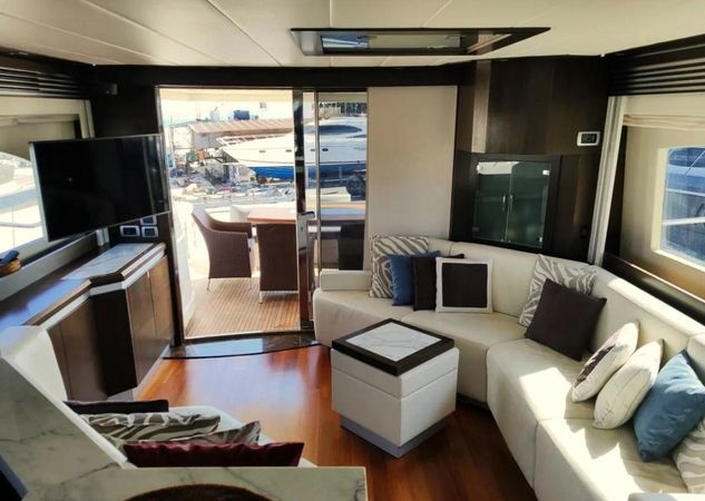 Dominator 62S | Carmen