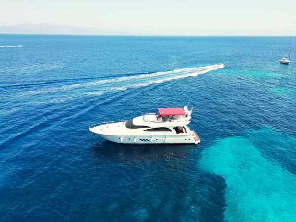 Dominator 62S | Carmen