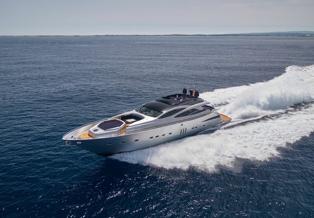 Pershing 90 | Danzas