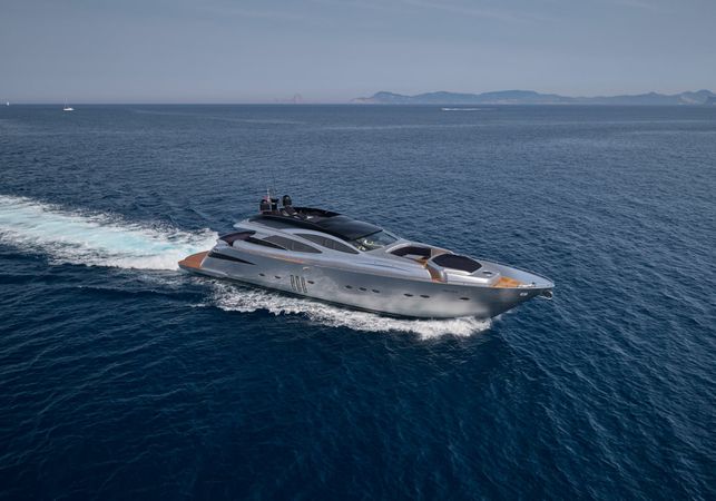 Pershing 90 | Danzas